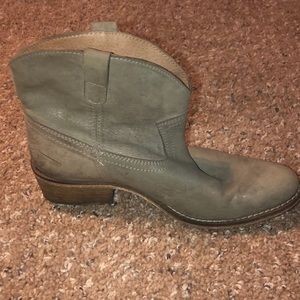 Steven by Steve Madden Short Harness boots